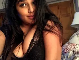 Jasmine OnlyFans Face Showcase Image